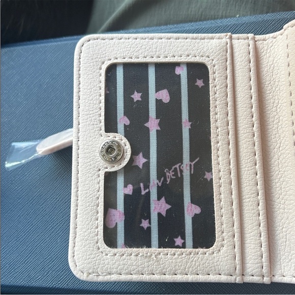 Betsey Johnson Pink Heart and Bow Wallet - NWT - Picture 6 of 9